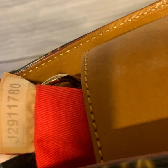 Dooney And Bourke Handbag Cross Body - Picture 8 of 10